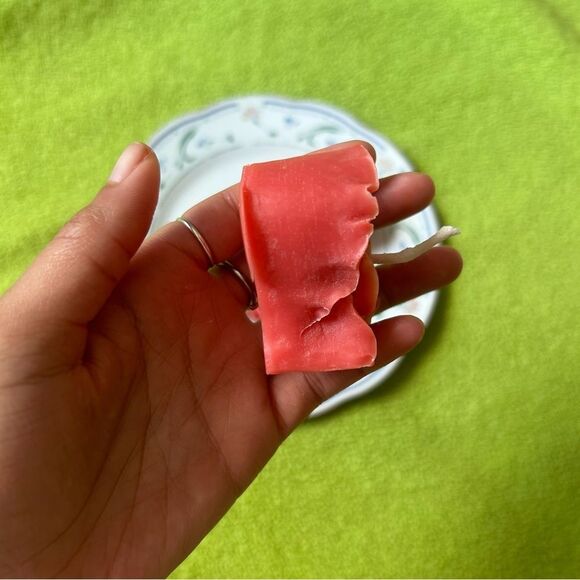 Set of 3 Heart-Shaped Rose Candles - Watermelon Scented - Picture 5 of 10